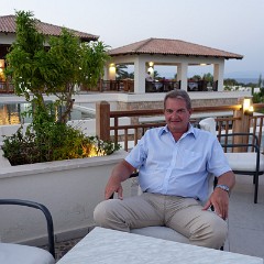 2015-09-15 18-48-02 Hotel